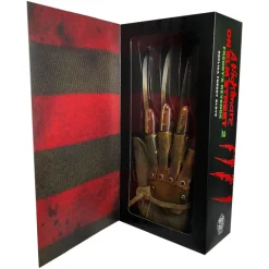 Trick Or Treat Studios Collectibles-A Nightmare on Elm Street 2: Freddy's Revenge - Deluxe Freddy Krueger Glove