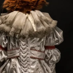Trick Or Treat Studios Collectibles-IT - Pennywise Premium Scale Doll