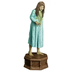 Trick Or Treat Studios Collectibles-The Exorcist - Regan 12" Statue
